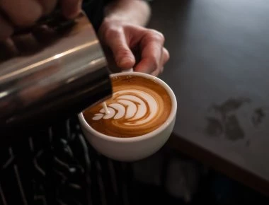 Όταν έχει πολύ κρύο δεν πρέπει να πίνουμε καφέ - Ποιος είναι ο λόγος;